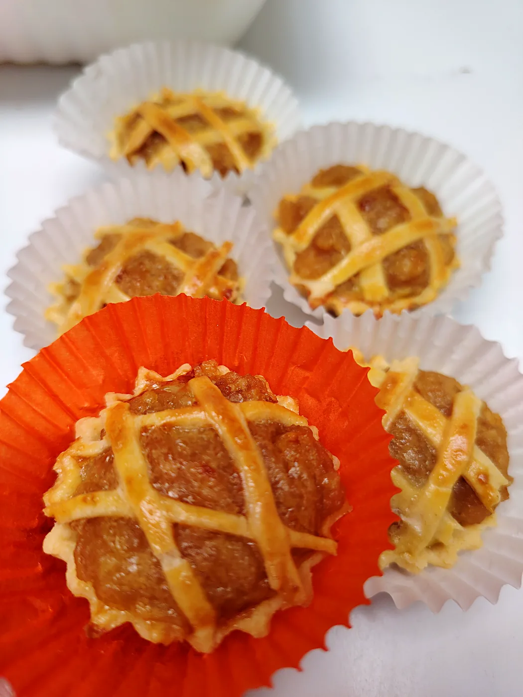 Mini pies de manzana en sus capacillos